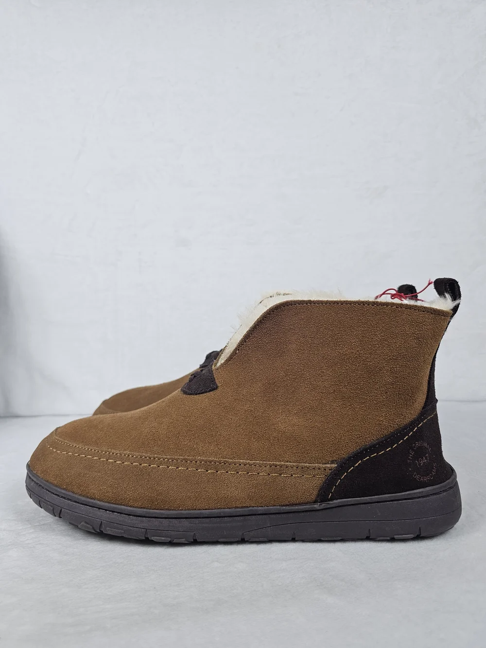 Dearfoams Mens 12 Genuine Suede Notch Boot Slippers Chestnut Brown Memory Foam